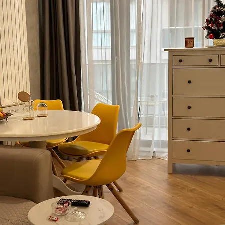 Apartment D&e
